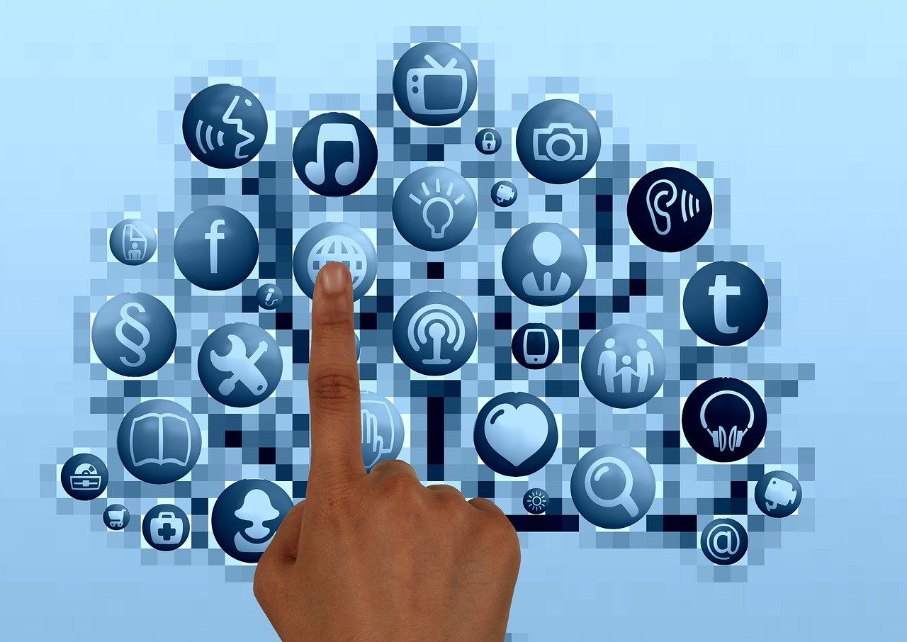 découvrez comment améliorer vos relations professionnelles grâce au networking : conseils, astuces et stratégies pour développer efficacement votre réseau et booster votre carrière.