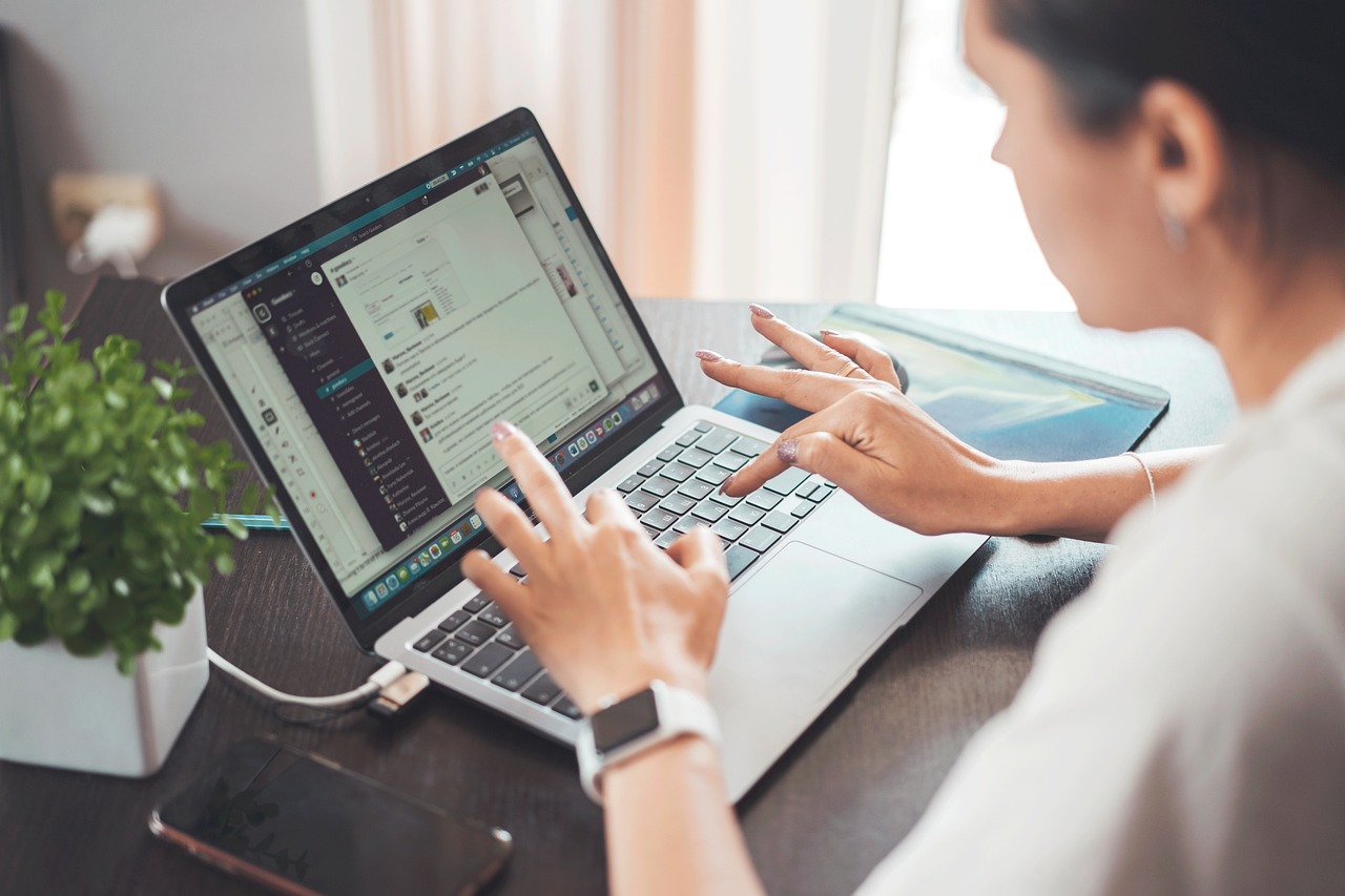 découvrez comment démarrer et réussir votre entreprise à domicile. conseils, idées et astuces pour lancer un business rentable depuis chez vous, adapté à tous les profils d'entrepreneurs.